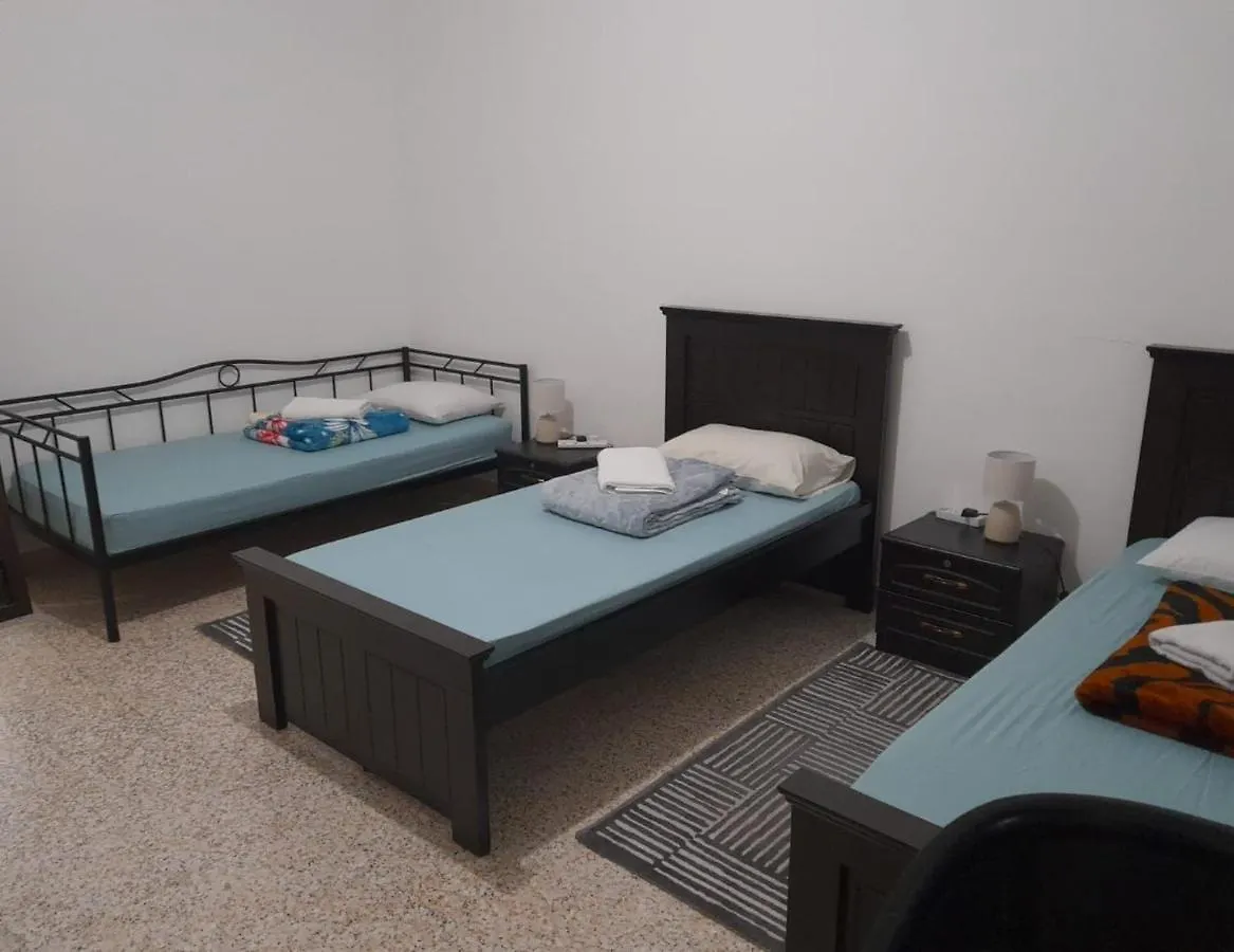 Master And Standard Room Near Corniche Beach Abú Dhabí Ubytování v soukromí