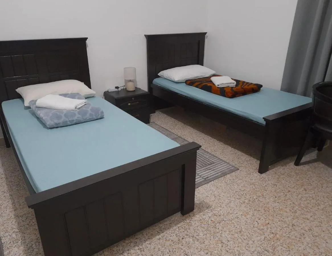 Pansiyon Master And Standard Room Near Corniche Beach Abu Dabi Birleşik Arap Emirlikleri